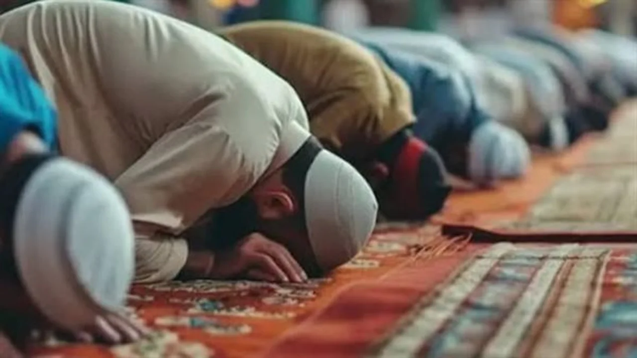 مواقيت الصلاة اليوم في مصر.. تعرف على توقيتات 11 يوليو 2026